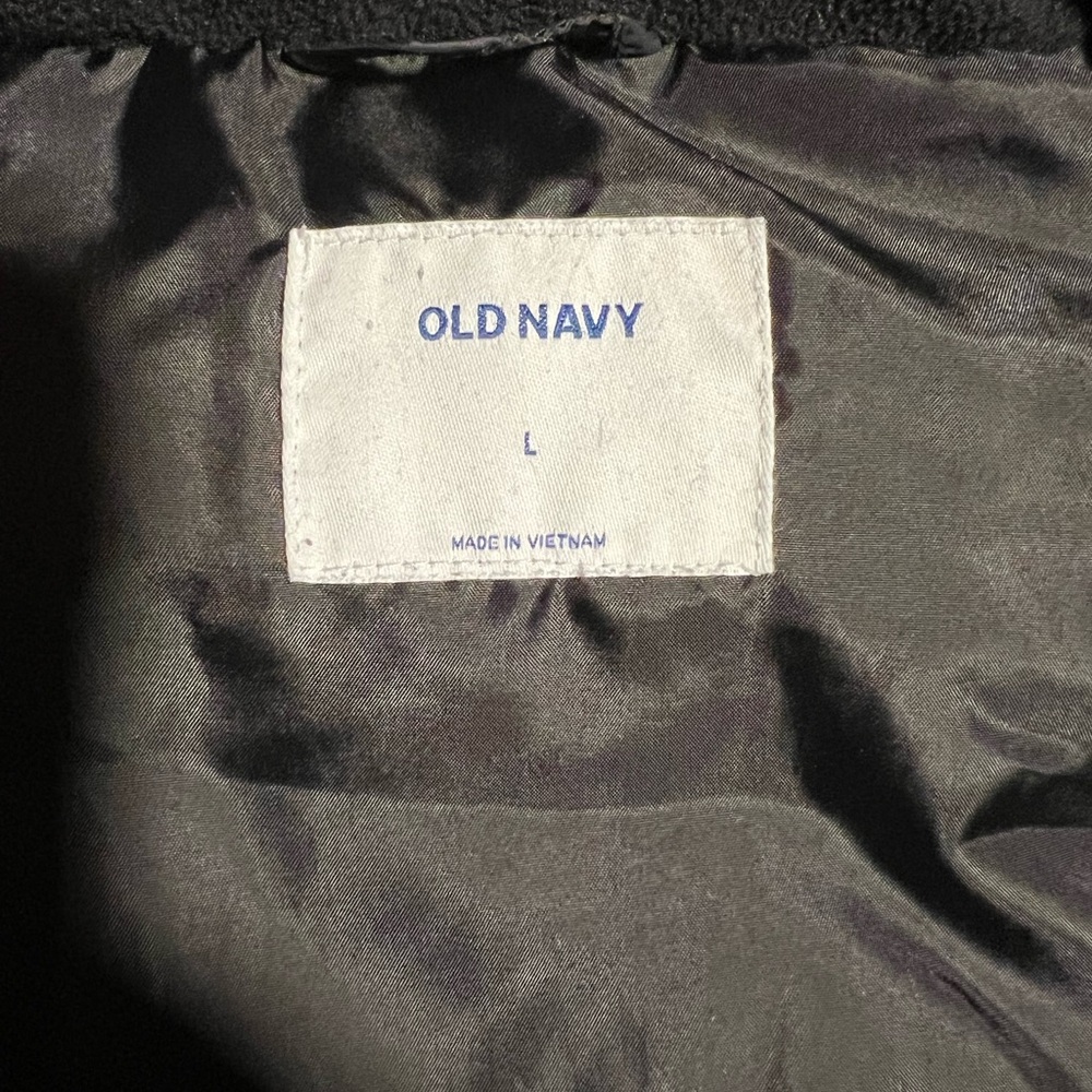 Old Navy Black Puffer Zip-up Vest - Picture 2 of 6